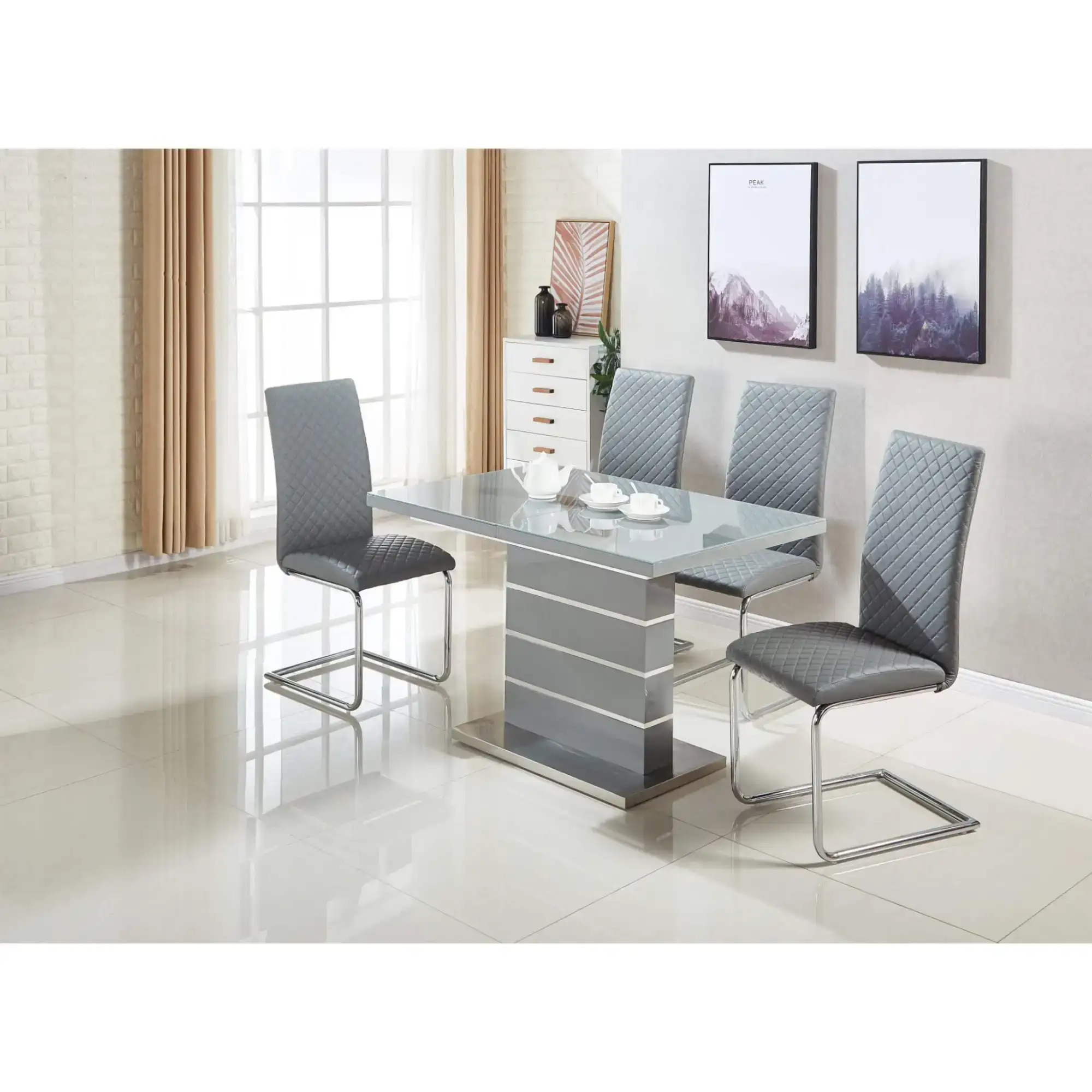 Dresden-Extending-Dining-Table-Closed_riqtz1ux