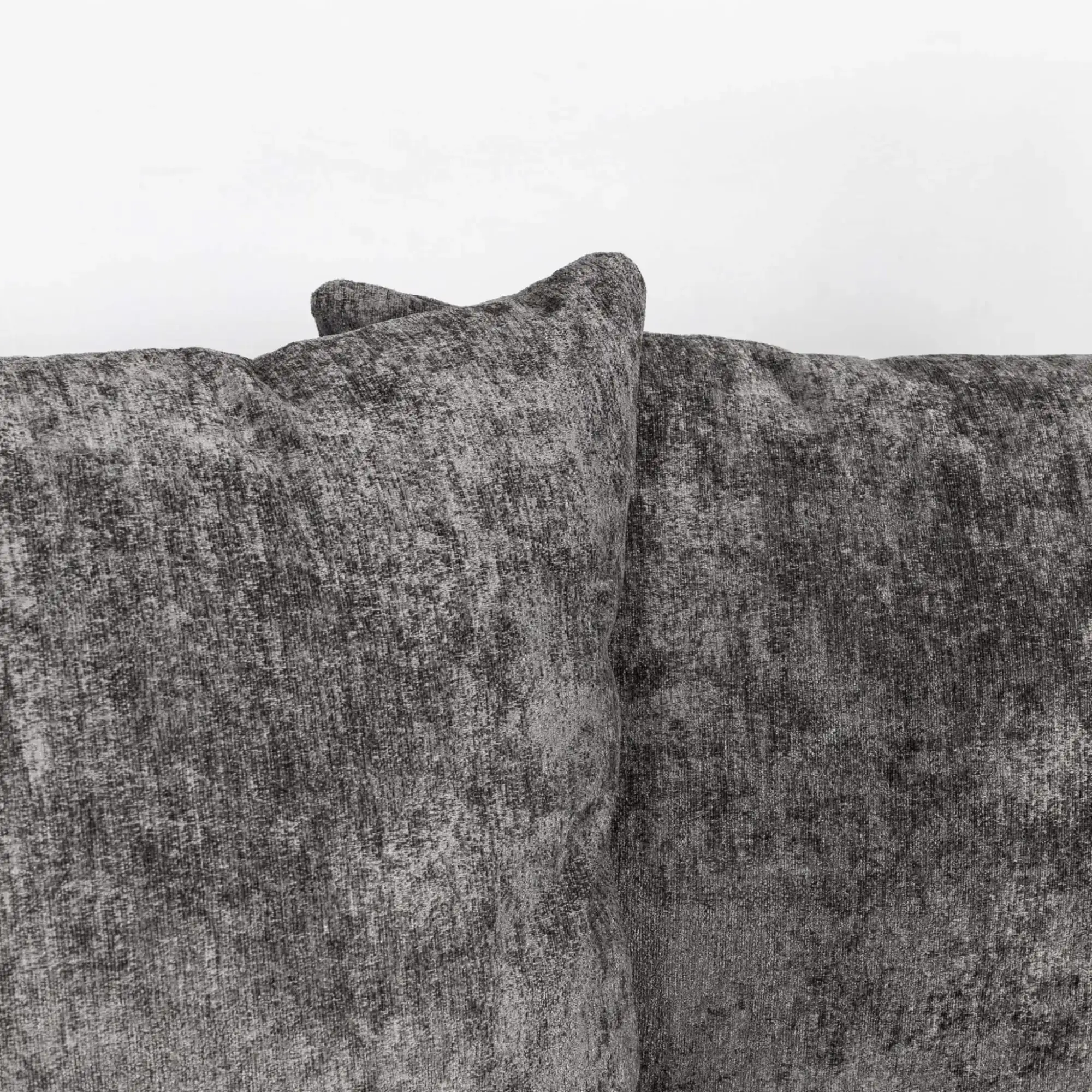 Repton-Cushion-Close-Up